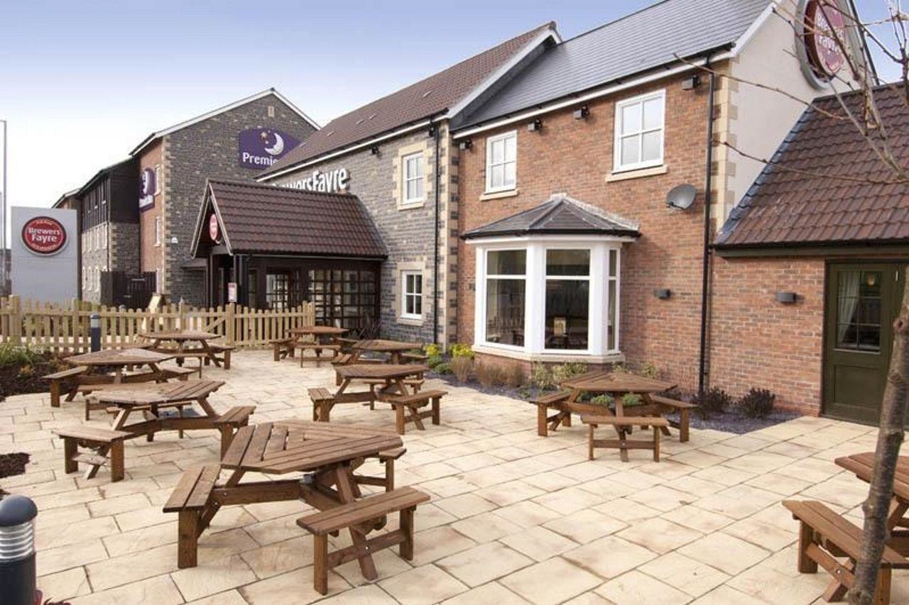 Premier Inn Glastonbury Kültér fotó